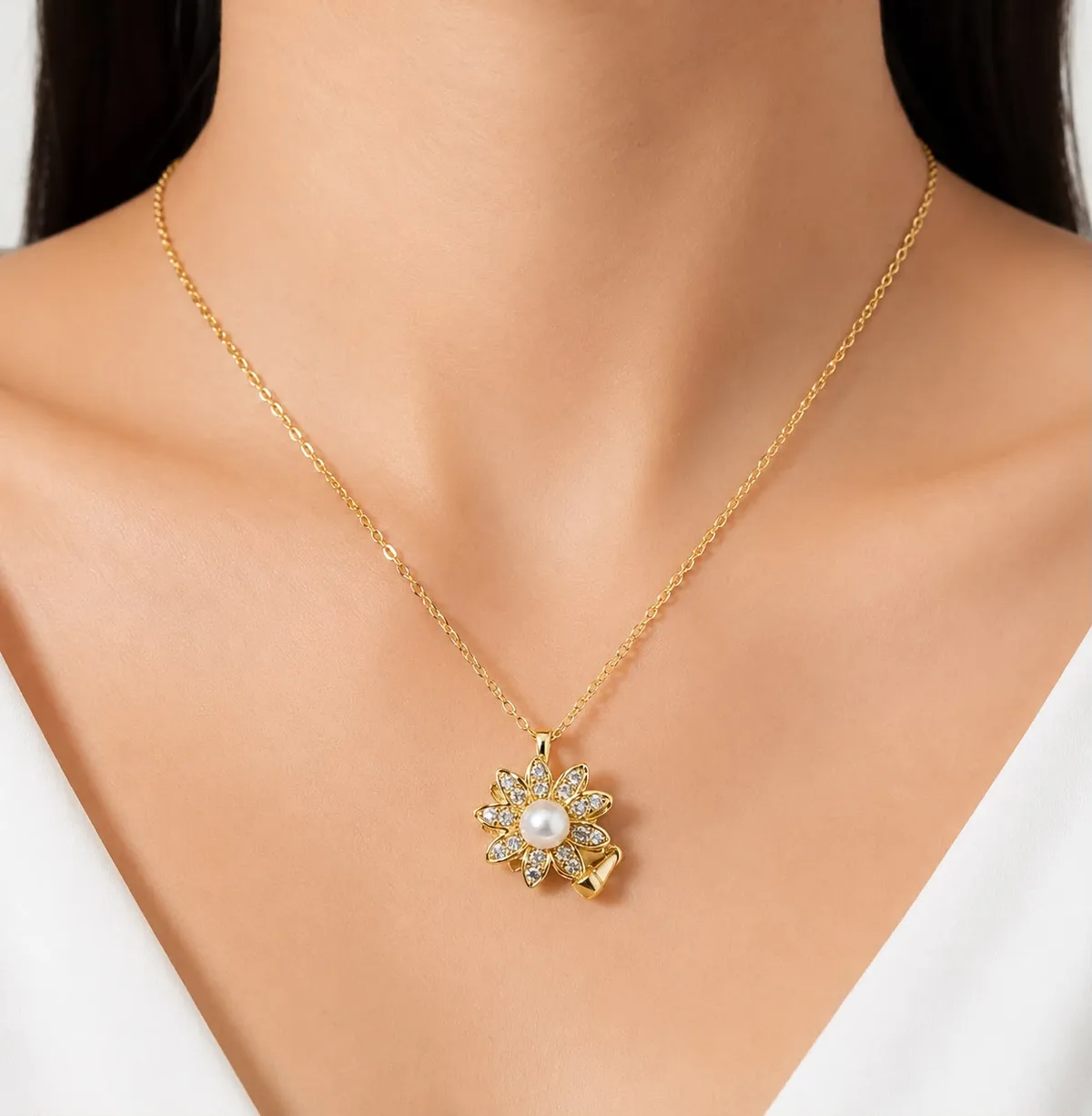 COLLAR GIRATORIO FLOR PERLA